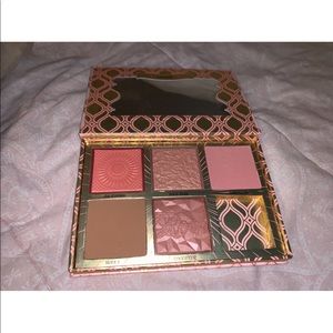 Benefit Makeup - Benefit Blush Bar Palette Benefit Makeup - Benefit Blush Bar Palette